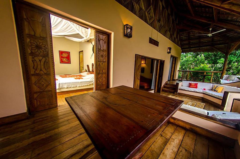 Le Zahir Lodge Ambatoloaka  Pokoj fotografie