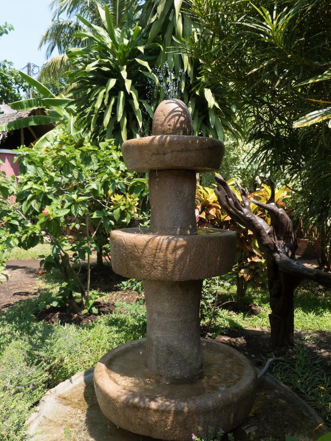 Le Zahir Lodge Ambatoloaka  Exteriér fotografie